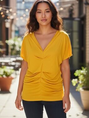 NWT Women's Plus Size Lace Back Ruched Top Blouse